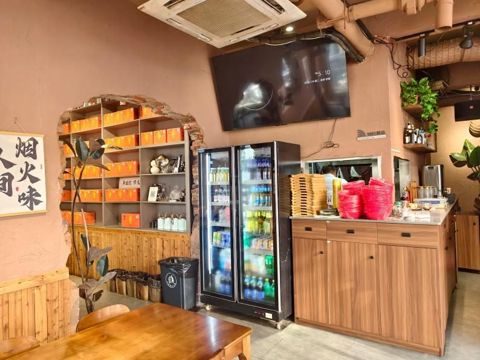 新世纪店用餐区