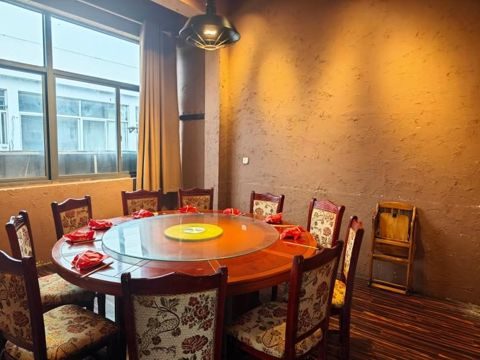 新世纪店大厅
